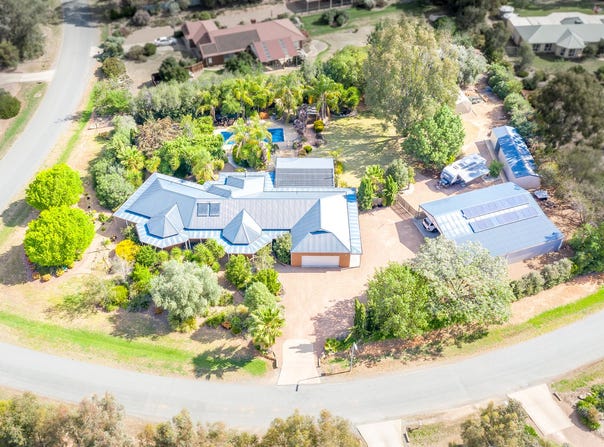 1 Lindsay Court, Toolamba, Vic 3614