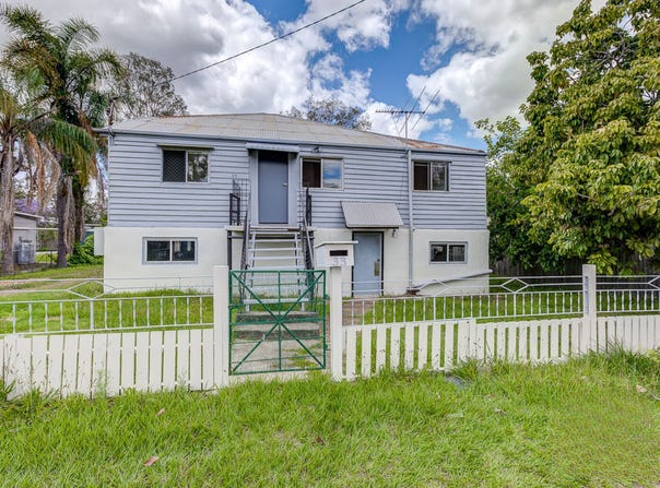 33 Oxley Station Road, Oxley, Qld 4075