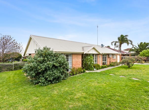 1/1 Waddington Court, Highton, Vic 3216