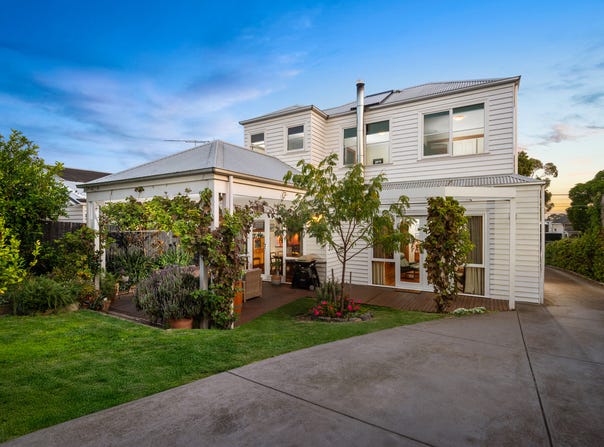 40 Clarke Street, Newtown, Vic 3220