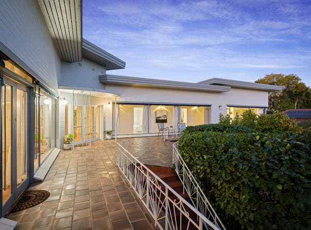 762 Fellowes Crescent, Albury, NSW 2640