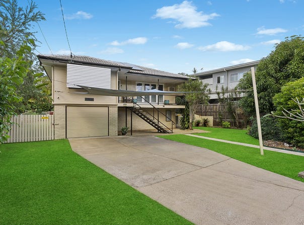 66 Vivian Street, Tennyson, Qld 4105