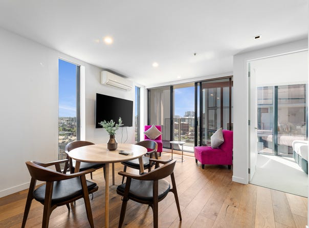 1513/677 La Trobe Street, Docklands, Vic 3008