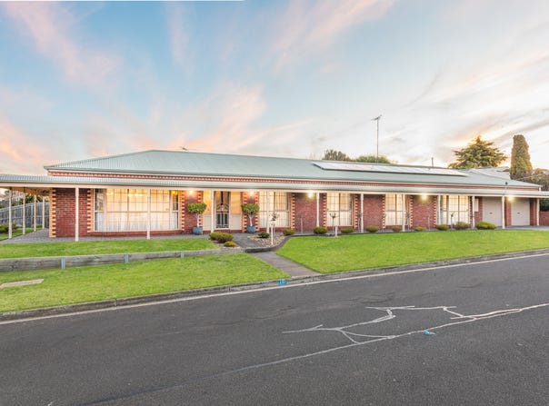 10 Bowman Place, Leopold, Vic 3224