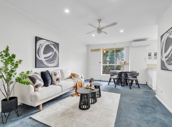 1/8 Albert Street, Dandenong, Vic 3175