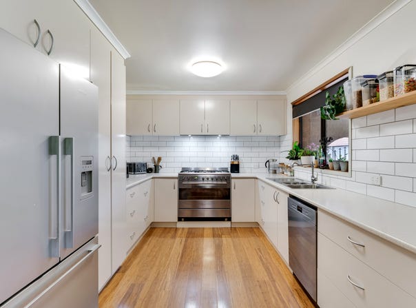 6 Park Street, Trentham, Vic 3458