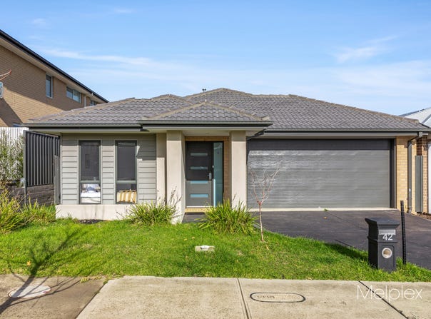 42 Rhynhurst Street, Clyde North, Vic 3978