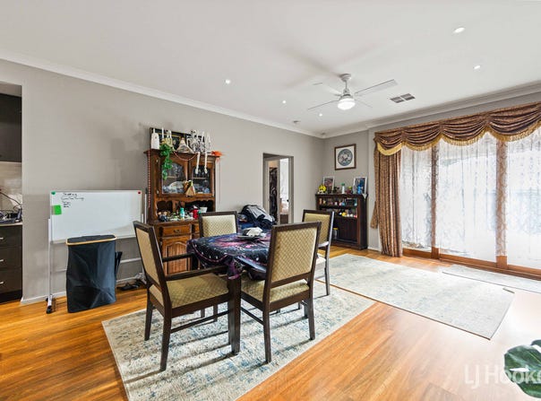 29 Salmon Gum Crescent, Blakeview, SA 5114