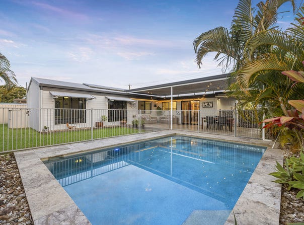 100 Piringa Street, Wurtulla, Qld 4575