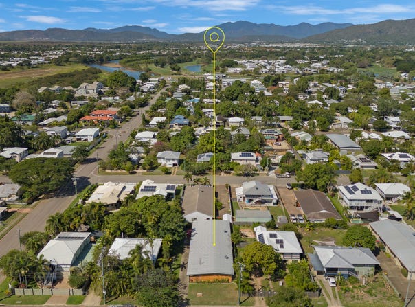 110 Queens Road, Hermit Park, Qld 4812