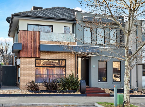 39 The Esplanade, Caroline Springs, Vic 3023