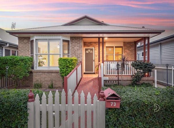 73 Douglas Street, Stockton, NSW 2295