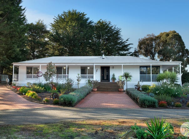 81 Blackberry Lane, Haddon, Vic 3351