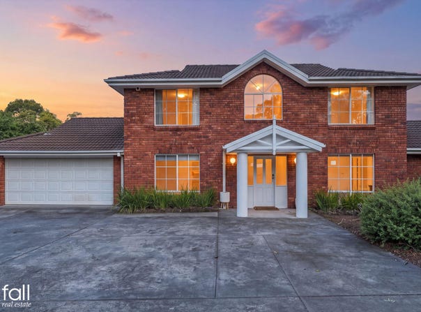 35 Golden Grove Drive, Blackmans Bay, Tas 7052