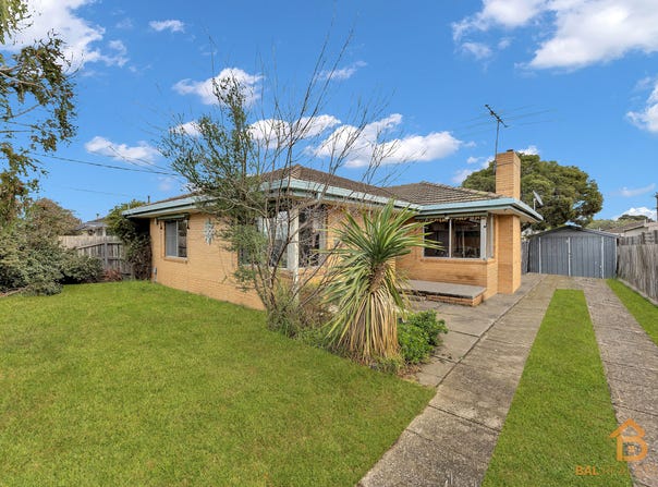 19 Kingsford Avenue, Melton South, Vic 3338