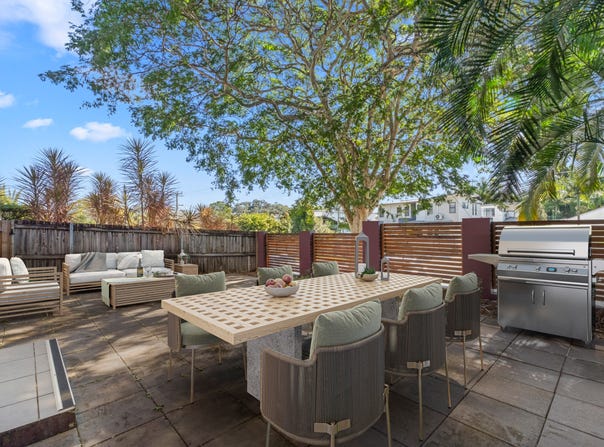 2/269 Nursery Road, Holland Park, Qld 4121