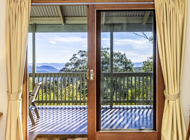 10 Innes Road, Mount Victoria, NSW 2786