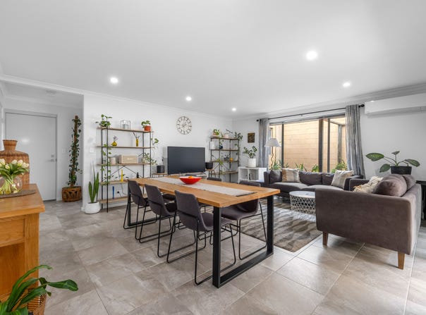148b Ravenswood Drive, Nollamara, WA 6061