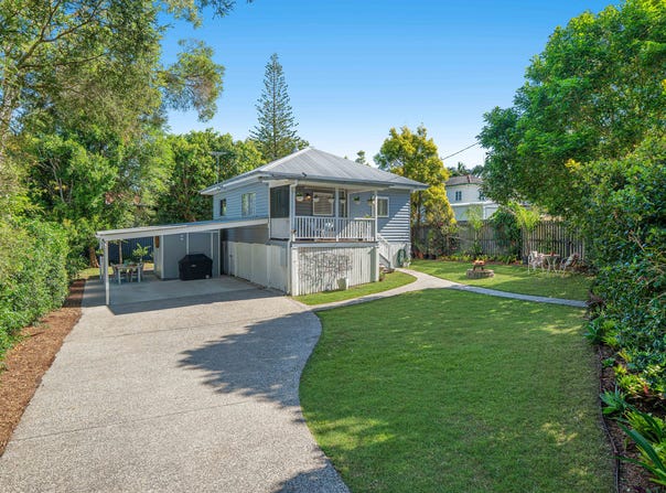 173 Whites Road, Lota, Qld 4179