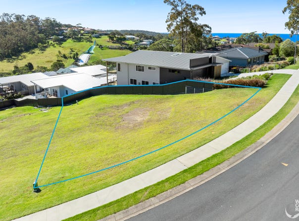 41 Warbler Crescent, North Narooma, NSW 2546