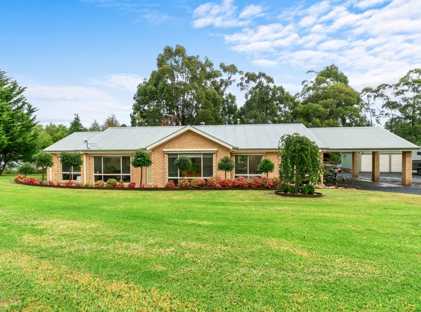 17 Haverbrack Crescent, Churchill, Vic 3842