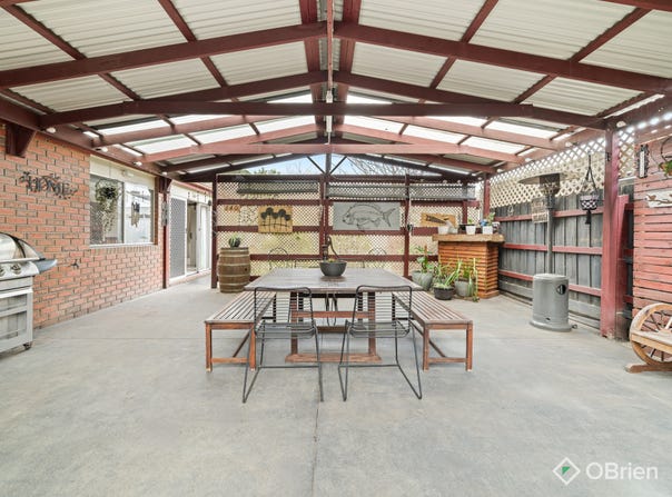 64 Heritage Drive, Skye, Vic 3977