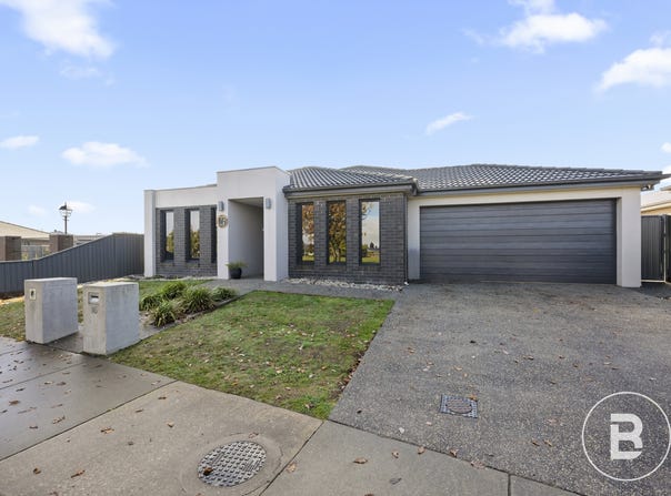 16 Warburton Drive, Lucas, Vic 3350