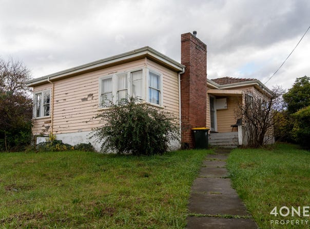 36 Lampton Avenue, Derwent Park, Tas 7009
