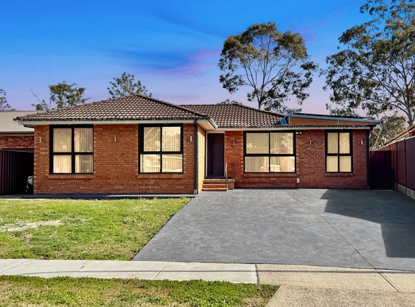 5 Lobelia Crescent, Quakers Hill, NSW 2763