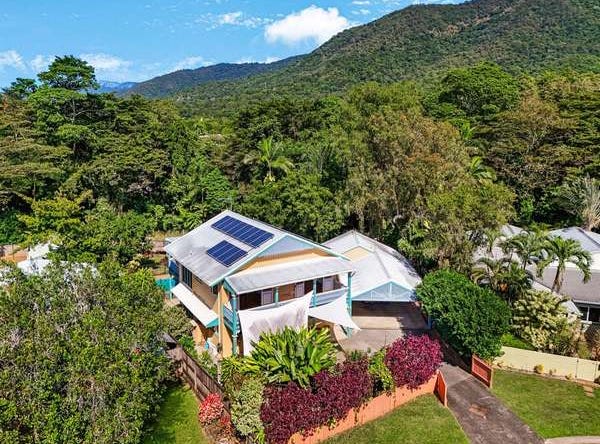 6 Lomatia Close, Redlynch, Qld 4870