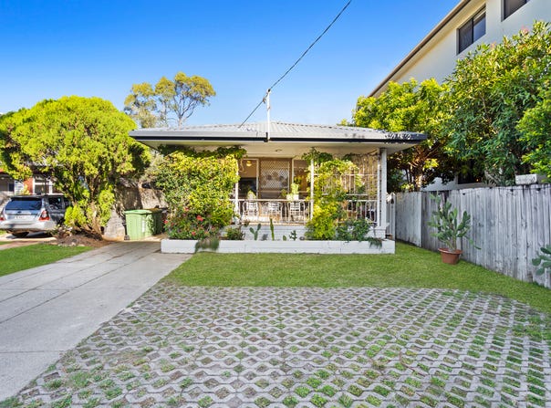 12 Markeri Street, Mermaid Beach, Qld 4218