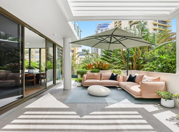 101/5 Pacific Street, Main Beach, Qld 4217