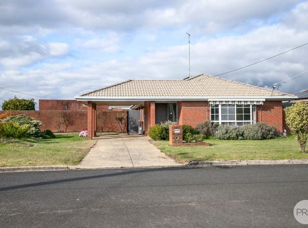 3 Panorama Drive, Delacombe, Vic 3356