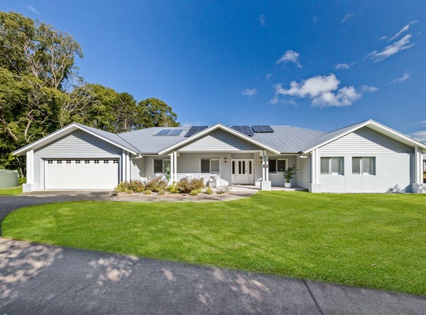11 Hamptons Place, Montville, Qld 4560