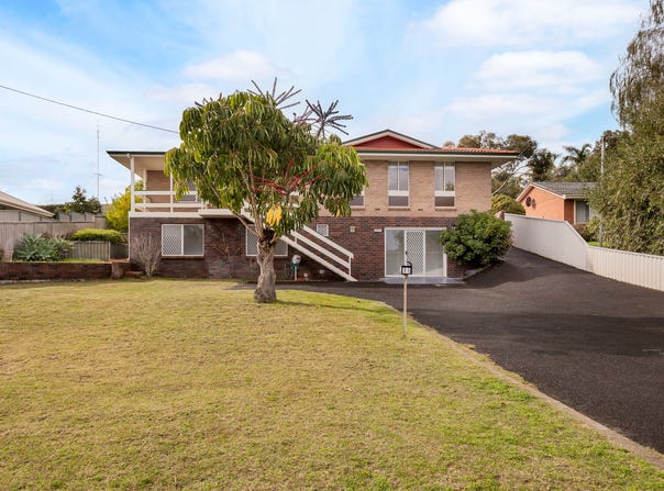 11 Hayward Place, Australind, WA 6233