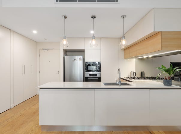 102/20 Kendall Street, Gosford, NSW 2250