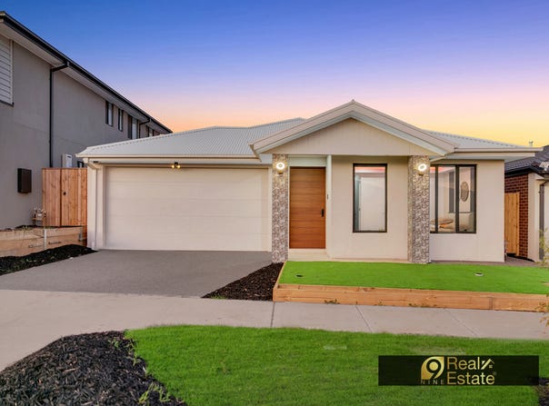 8 CALDERAS ROAD, Deanside, Vic 3336