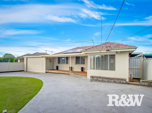 4 Turner Street, Colyton, NSW 2760