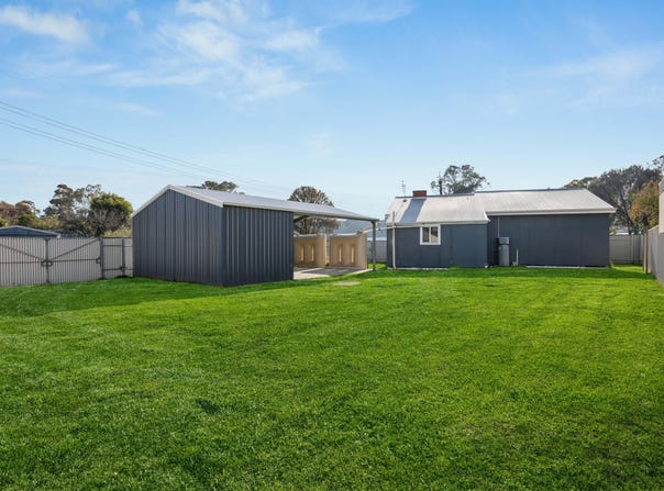 18 Main Street, Yankalilla, SA 5203