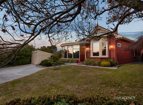 98 Inglis Street, Wynyard, Tas 7325