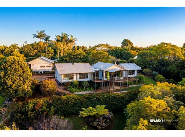 8 Esmaurel Close, Mapleton, Qld 4560