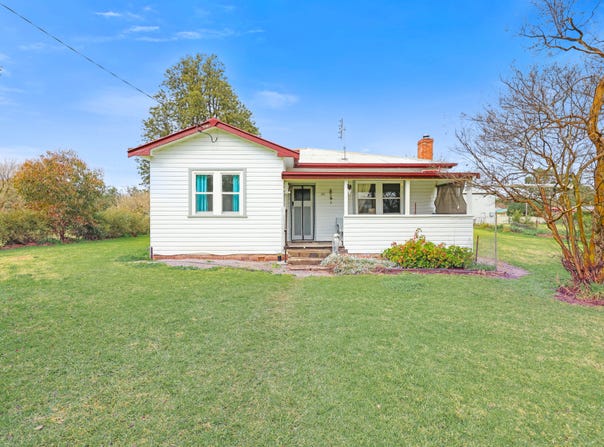 21 Monro Street, Woolomin, NSW 2340
