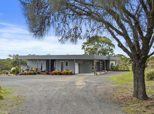 7A Burgess Street, Swansea, Tas 7190