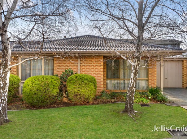 2/143 Bradshaw Street, Essendon, Vic 3040