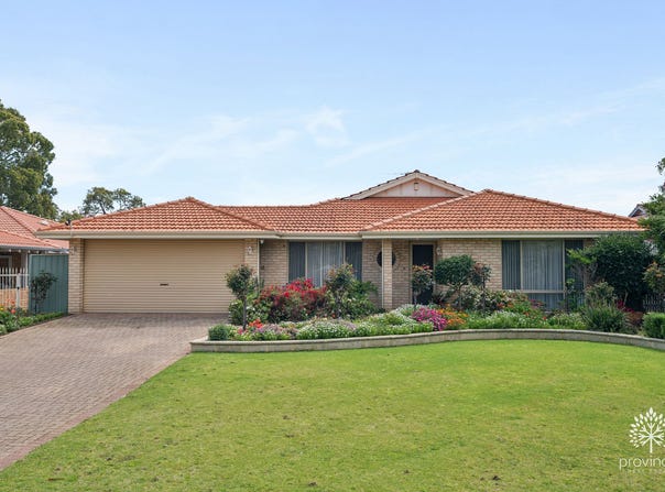 18 Ryan Way, Lesmurdie, WA 6076