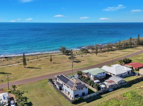 148 Esplanade, Elliott Heads, Qld 4670