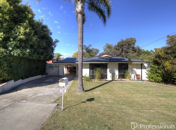 19 Bougainvillea Avenue, Forrestfield, WA 6058