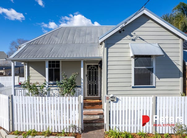 19 Denman Street, Maitland, NSW 2320