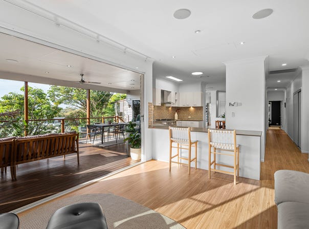 13 Leith Street, Carina, Qld 4152