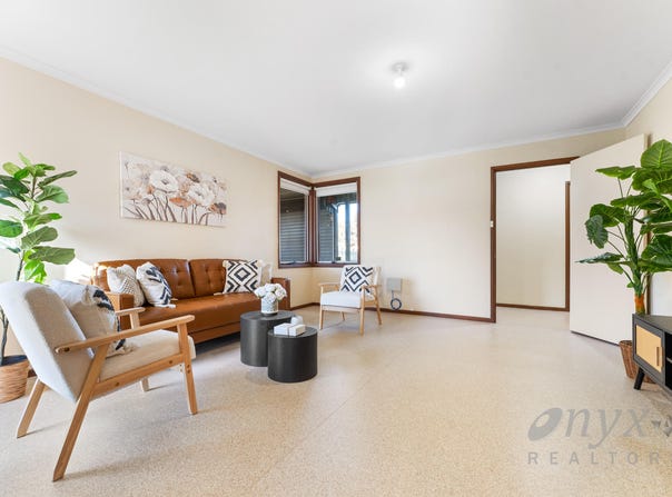 28 Poznan Crescent, Hackham West, SA 5163